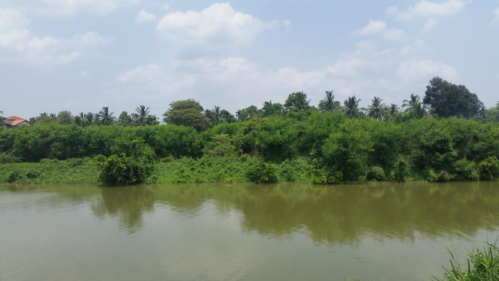 Sunhill Lake Tourist Rest Anuradhapura Exterior foto